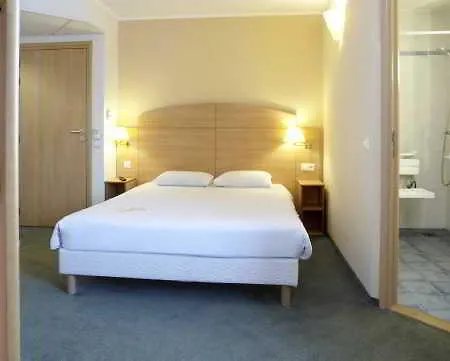 カンパニール カトワイス ホテル