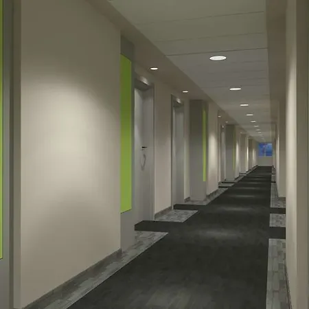 カンパニール カトワイス 3* カトヴィツェ