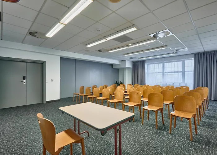 Ξενοδοχείο Campanile 3*