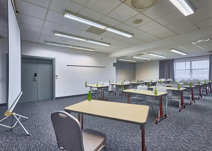 Ξενοδοχείο Campanile 3*